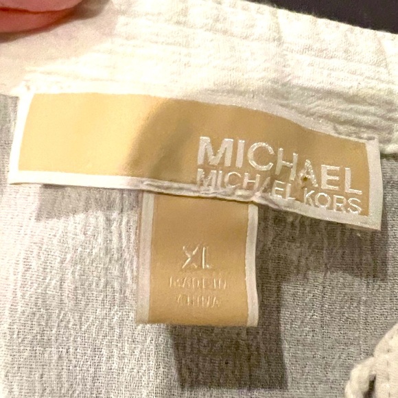 Michael Kors White Tunic with Green Embroidery - vintage stylish chic look . - Picture 7 of 7